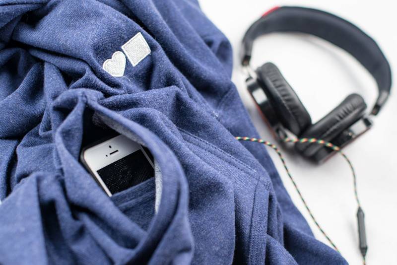 BLUETILE LOVE BLUETILE PREMIUM HOODIE - Image 3