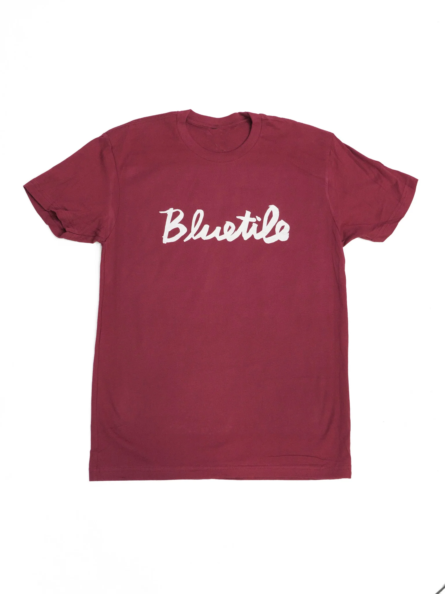 BLUETILE CURSIVE T-SHIRT MAROON / WHITE