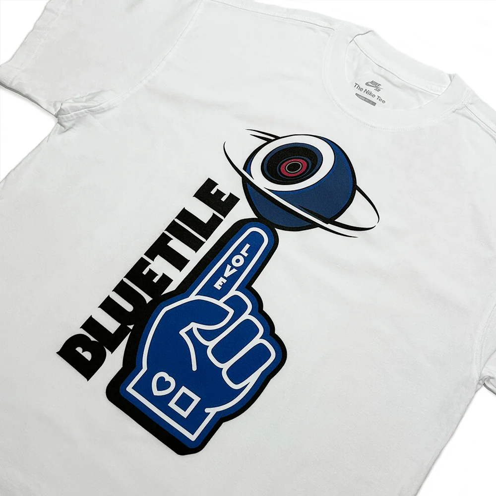 BLUETILE NAVY FOAM FINGER TEE WHITE - Image 2