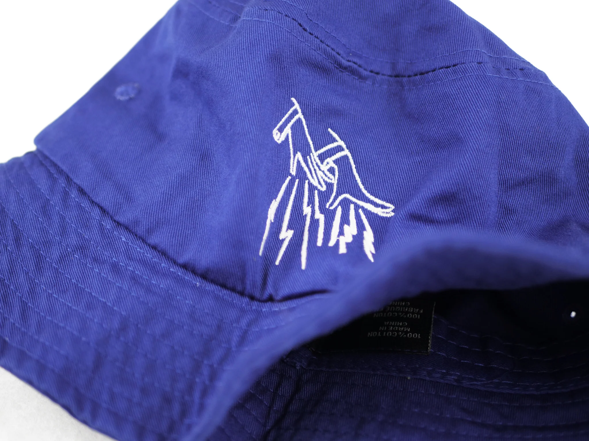 FAKE JUNK LOGO BUCKET HAT ROYAL - Image 2