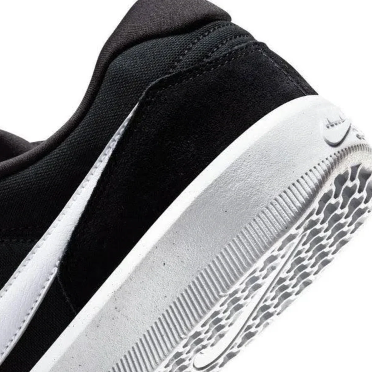 NIKE SB FORCE 58 BLACK / WHITE - Image 4