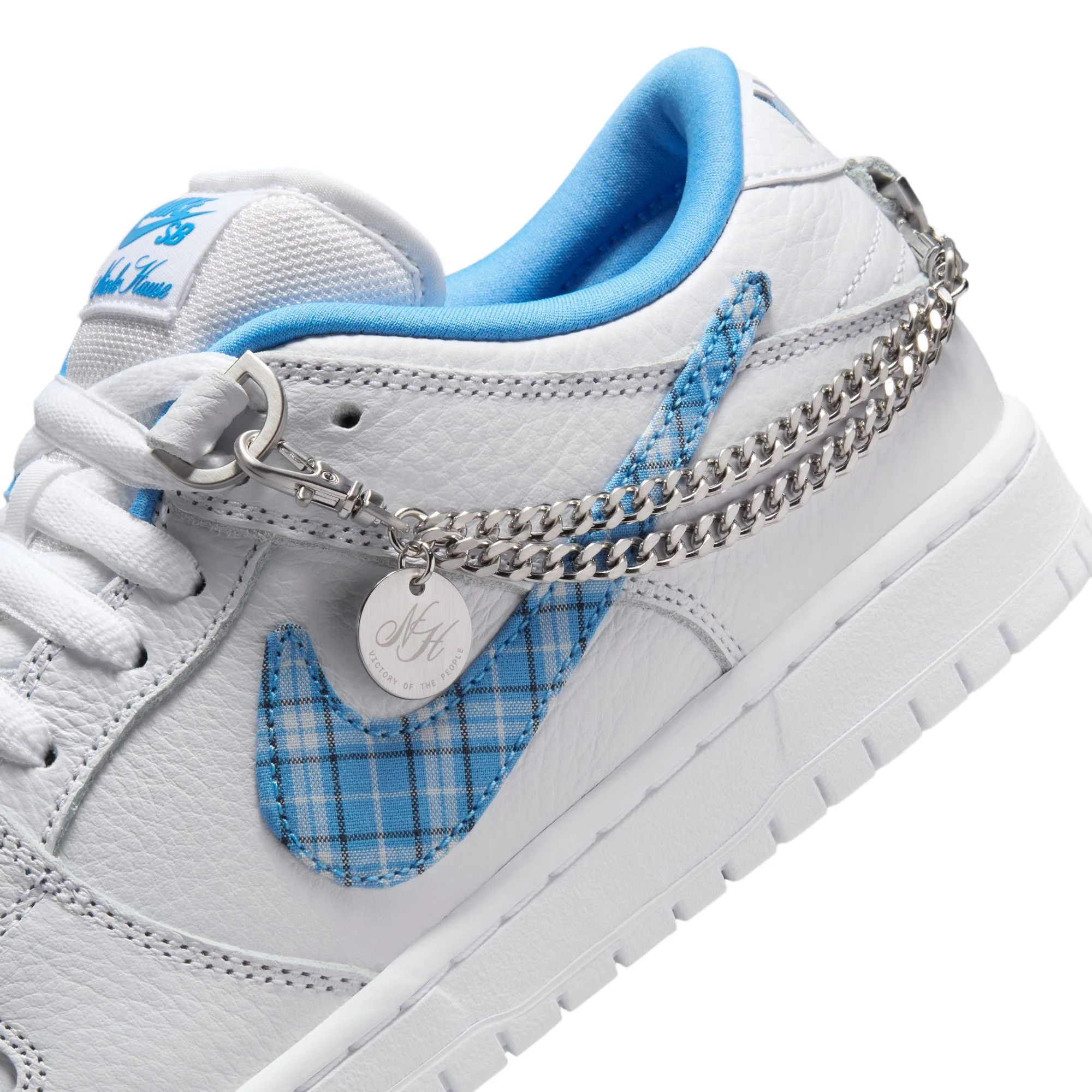 NIKE SB X NICOLE HAUSE DUNK LOW PRO - Image 10
