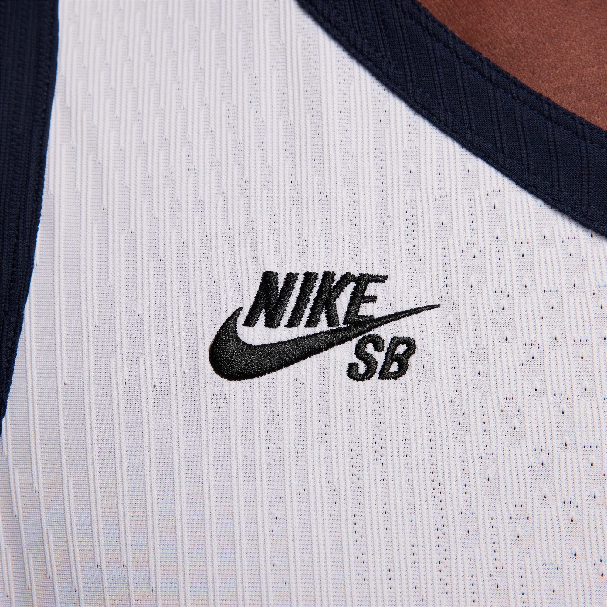 NIKE SB 2024 FEDERATION KIT DRI-FIT ADV SLEEVELESS SKATE JERSEY USA WHITE - Image 6