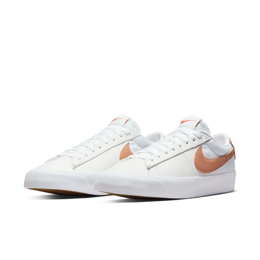 NIKE SB BLAZER LOW PRO GT ISO WHITE / LIGHT COGNAC - Image 6