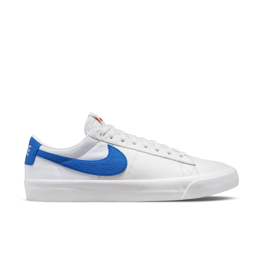 NIKE SB BLAZER LOW PRO GT ISO WHITE / VARSITY ROYAL