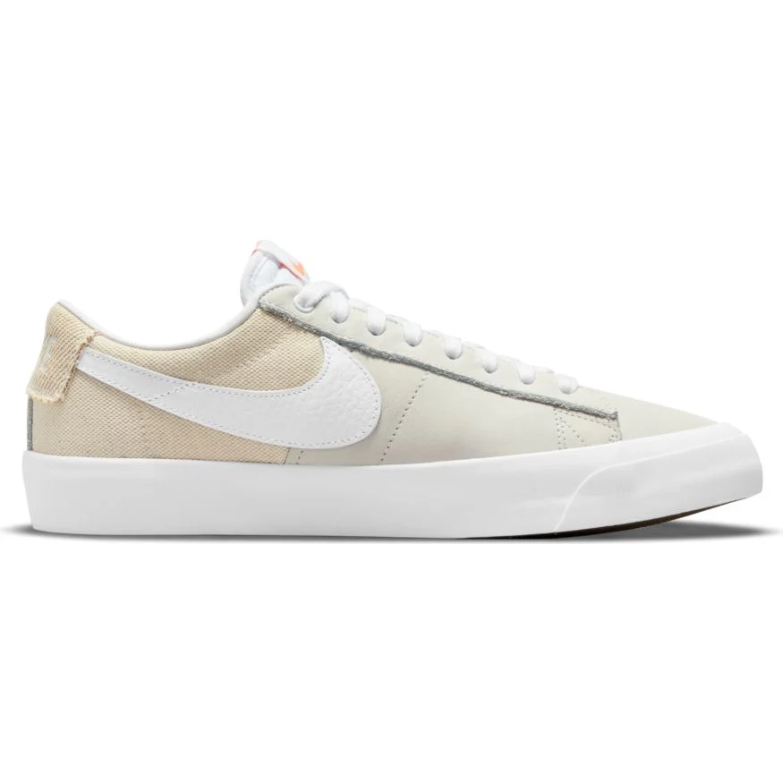 NIKE SB BLAZER LOW PRO GT ORANGE LABEL SUMMIT WHITE / WHITE