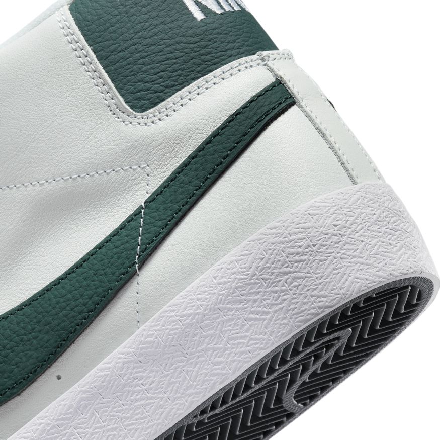 NIKE SB BLAZER MID ISO ORANGE LABEL WHITE / PRO GREEN - Image 3