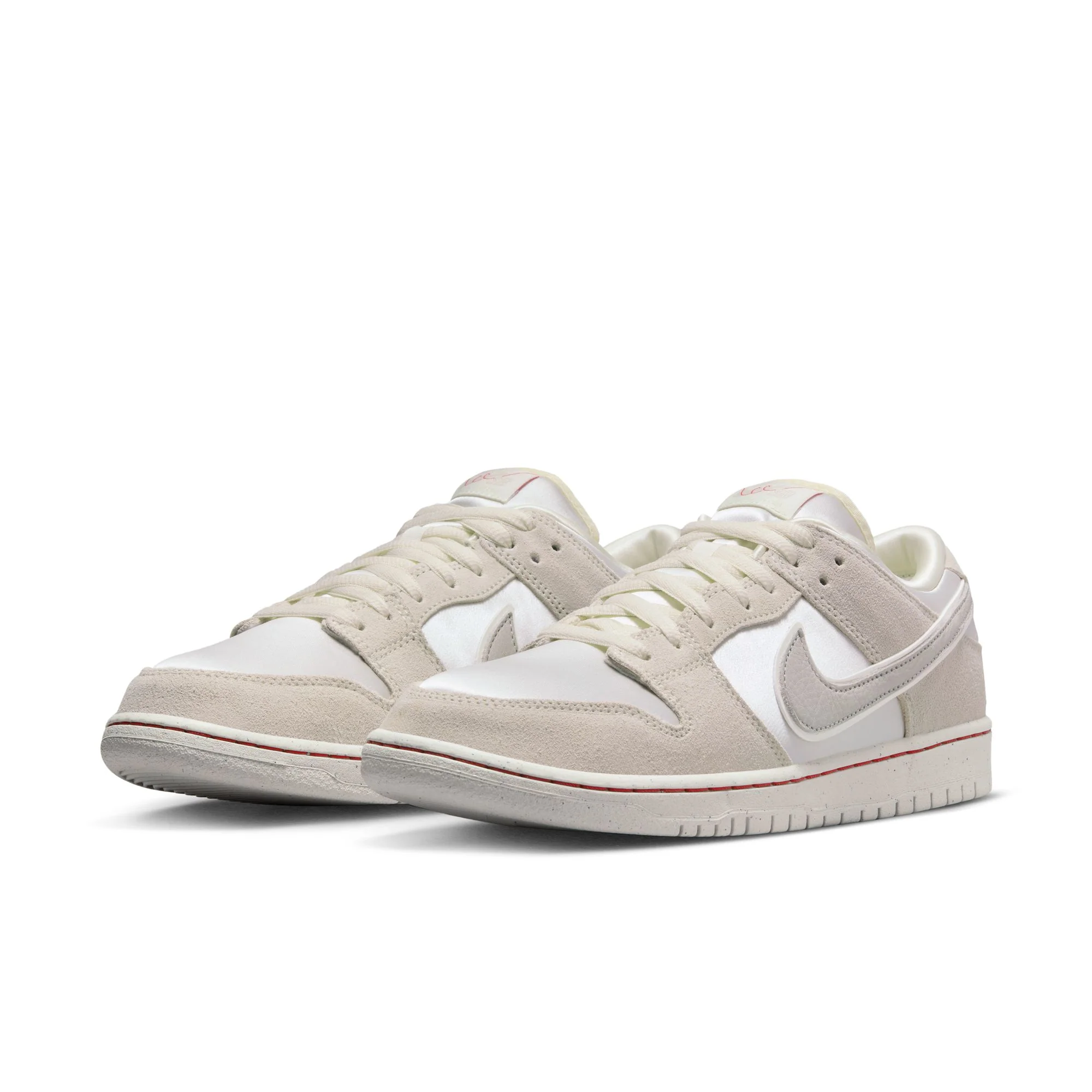 NIKE SB 'CITY OF LOVE' DUNK LOW PRO WHITE / RED - Image 4