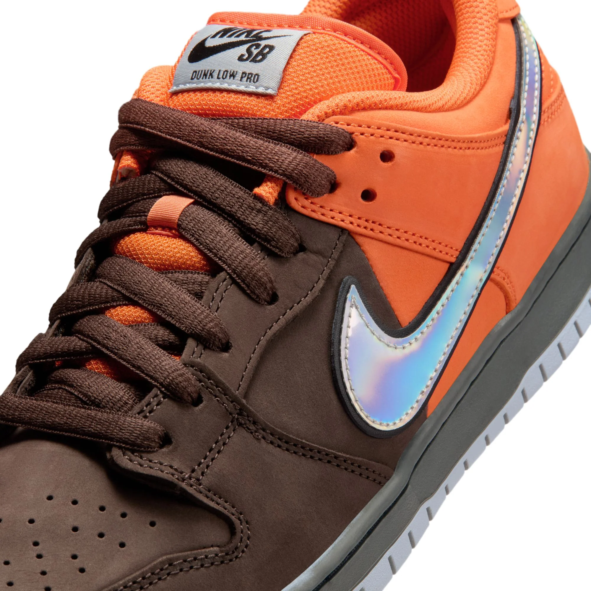 NIKE SB DUNK LOW PRO "FAST PASS" SAFETY ORANGE / WOLF GREY-BAROQUE BROWN - Image 8