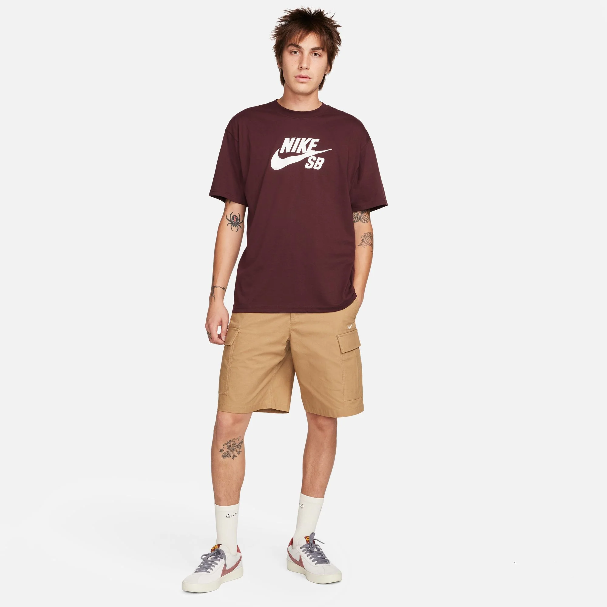 NIKE SB LOGO SKATE TEE BURGUNDY CRUSH - Image 5