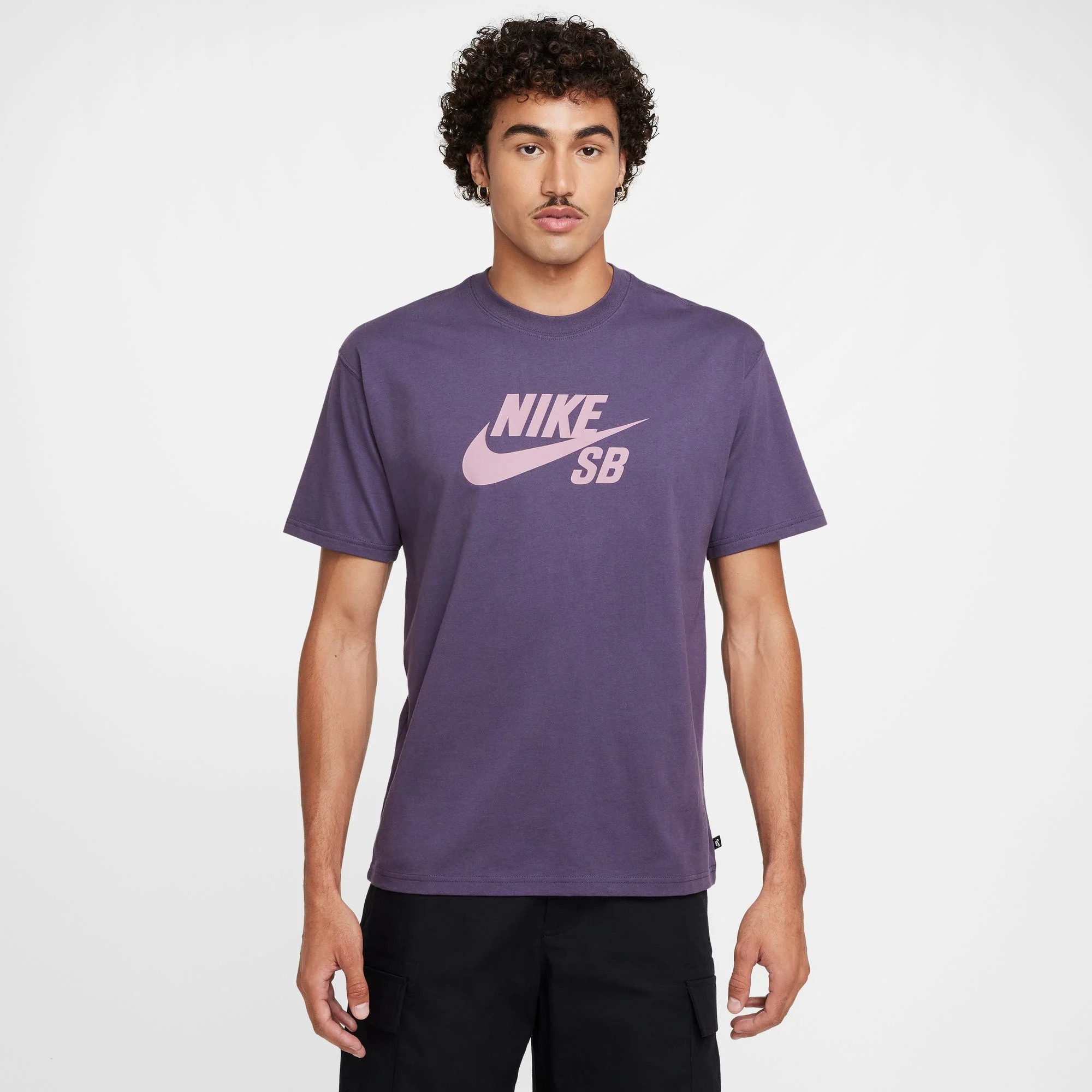 NIKE SB LOGO SKATE TEE DARK RAISIN - Image 2