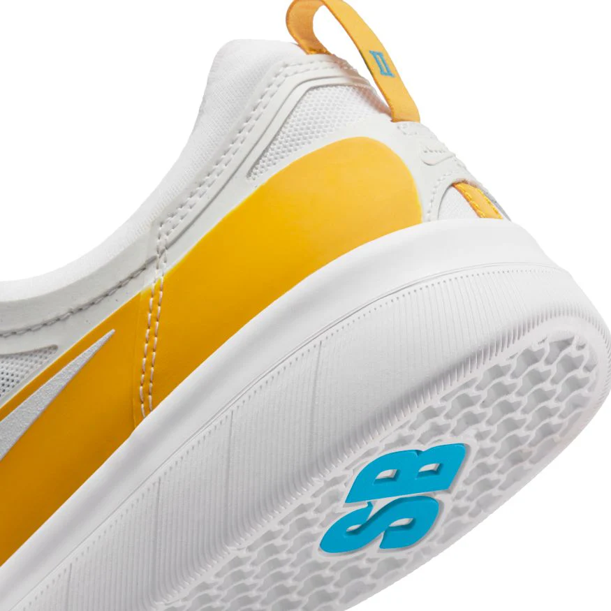 NIKE SB NYJAH FREE II DARK SULFUR/WHITE-LASER BLUE - Image 2