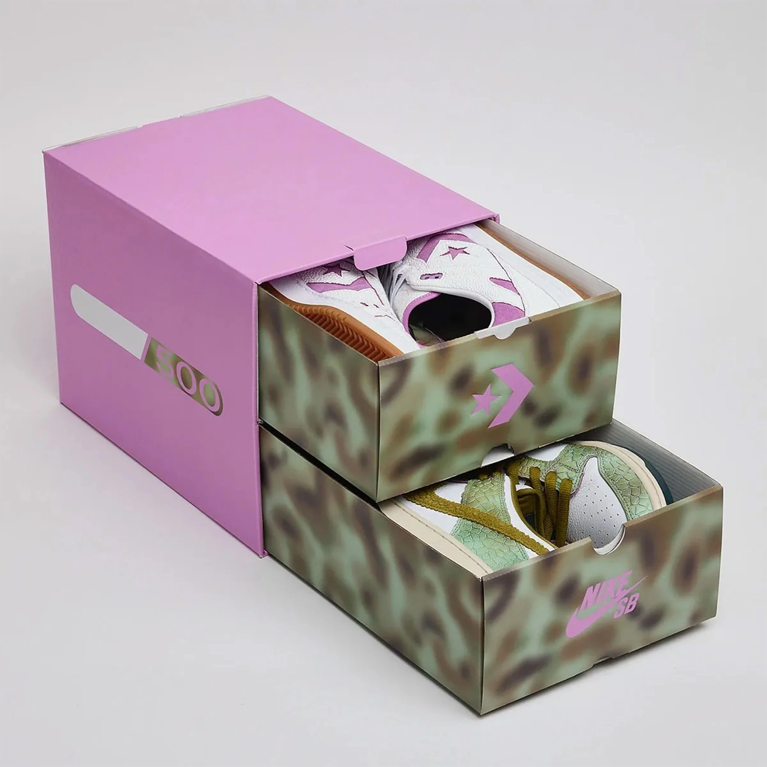 *Raffle Winner* NIKE SB X CONVERSE CONS "CHAMELEON" DOUBLE BOX - Image 2