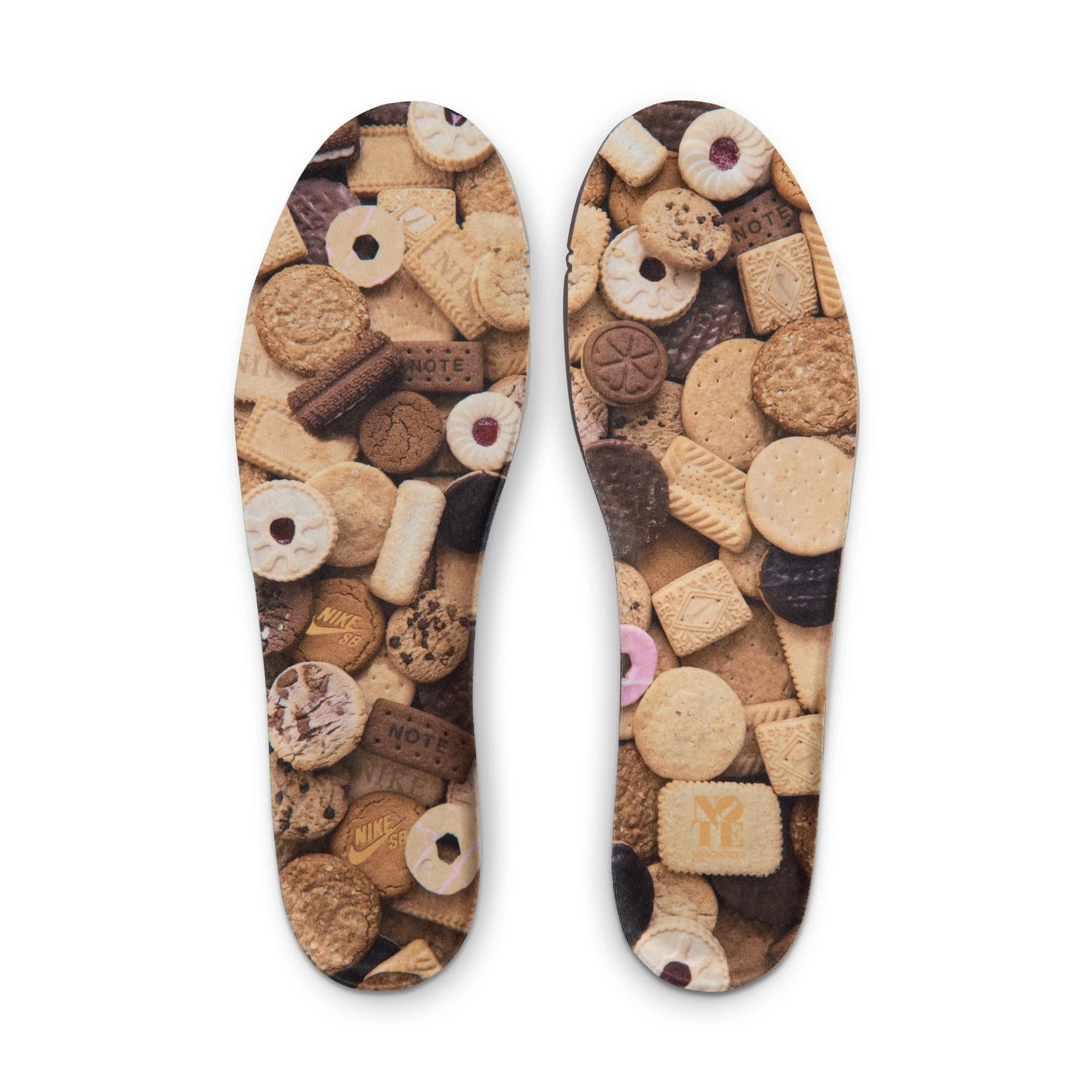 NIKE SB X NOTE SKATE DUNK LOW PRO FLAX / HONEYCOMB-SUMMIT WHITE-SAIL-GREEN SPARK-UNIVERSITY RED - Image 8