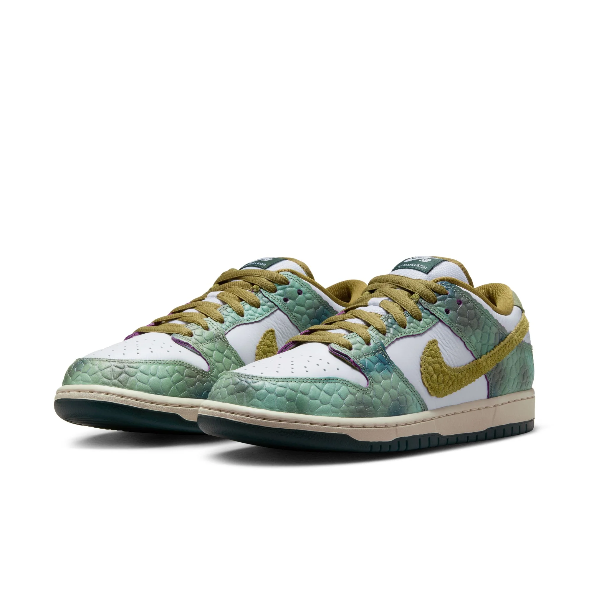 * Raffle winner * NIKE SB DUNK LOW PRO "CHAMELEON" OIL GREEN/DESERT MOSS-WHITE (Copy) - Image 2