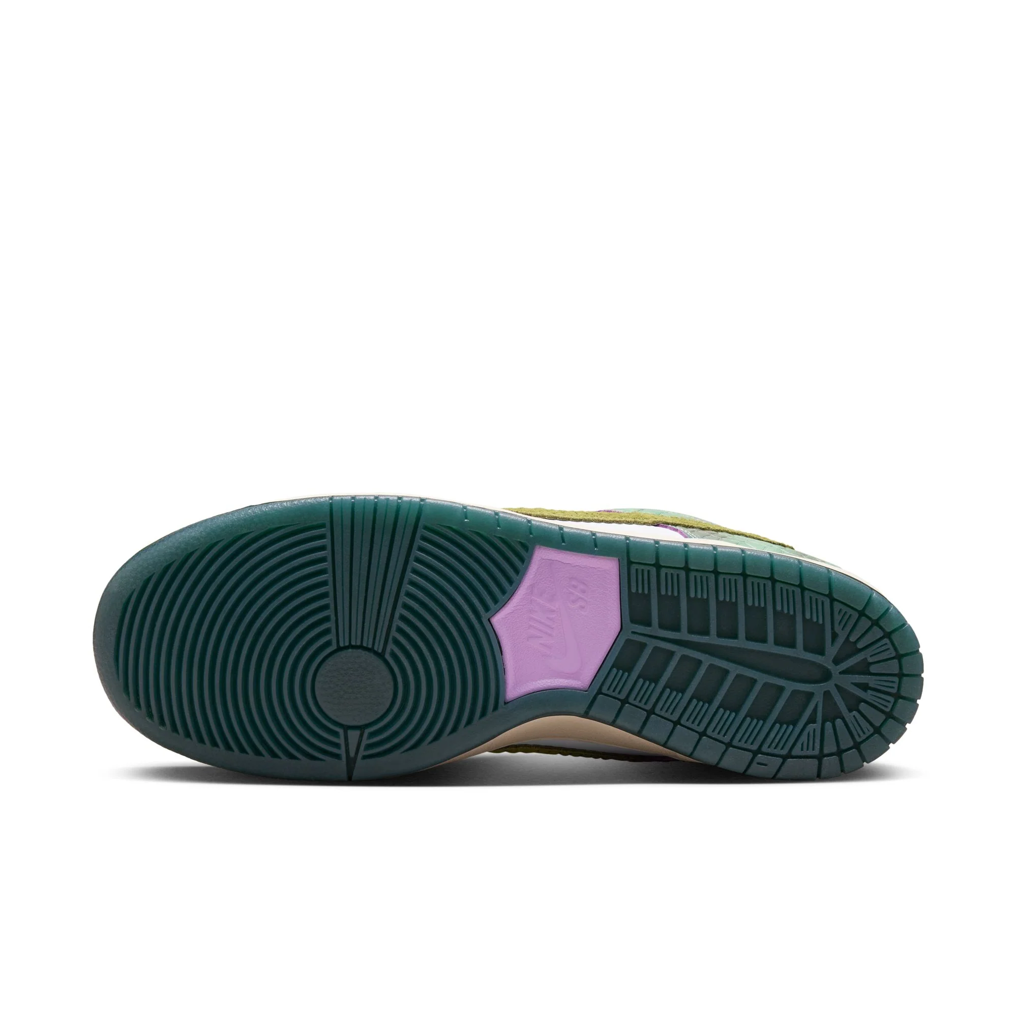 * Raffle winner * NIKE SB DUNK LOW PRO "CHAMELEON" OIL GREEN/DESERT MOSS-WHITE (Copy) - Image 5