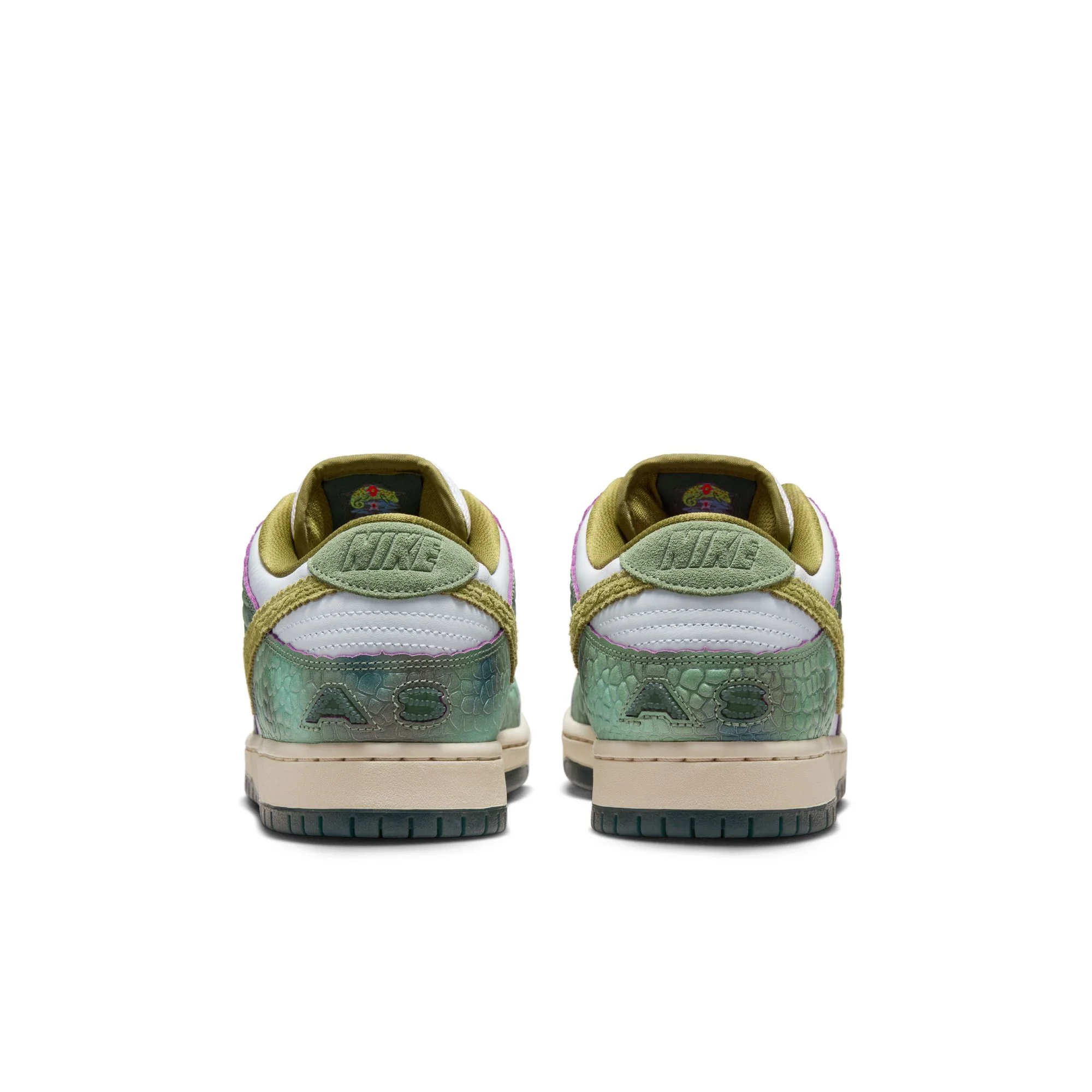 * Raffle winner * NIKE SB DUNK LOW PRO "CHAMELEON" OIL GREEN/DESERT MOSS-WHITE (Copy) - Image 9