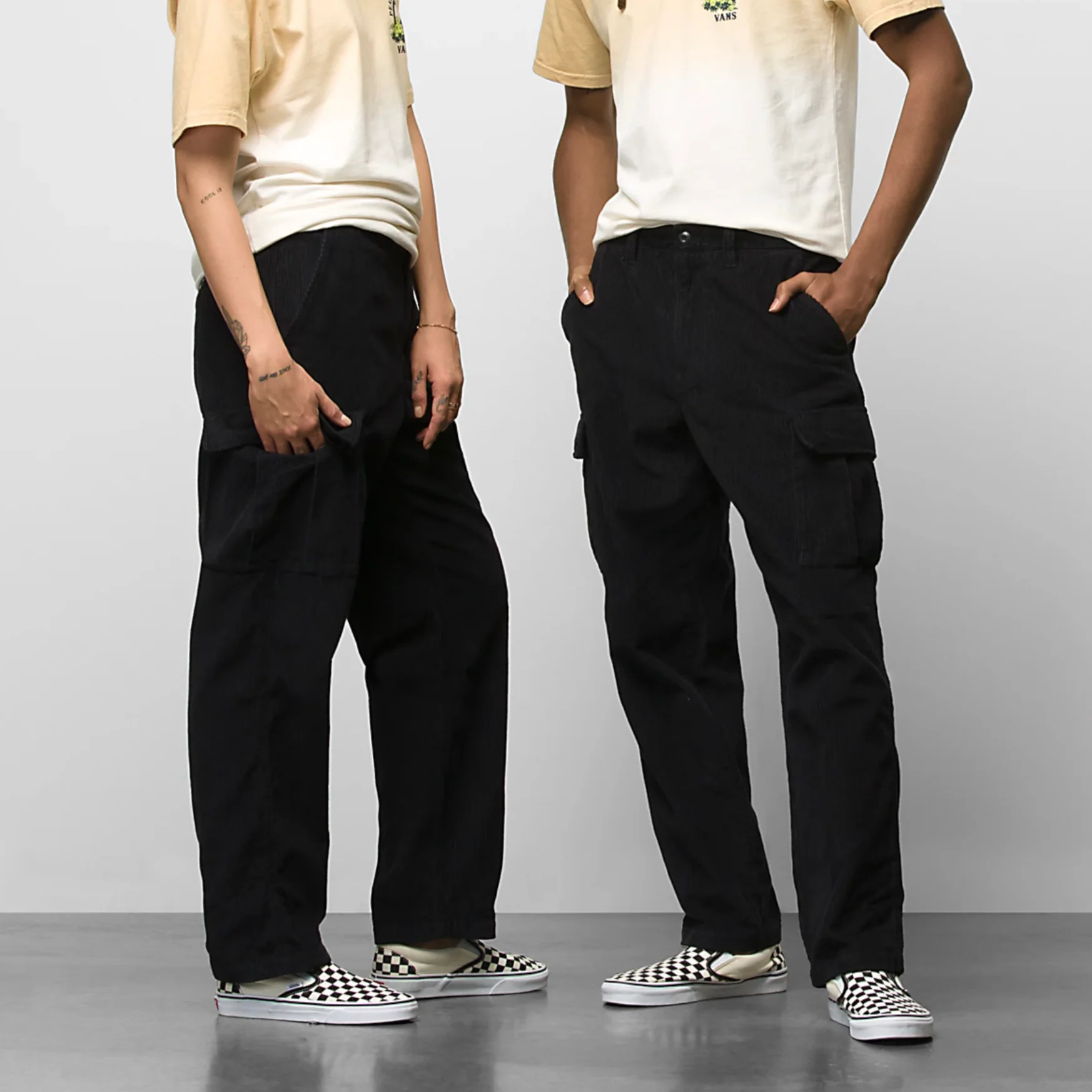 VANS CORDUROY LOOSE TAPERED CARGO PANT BLACK - Image 3