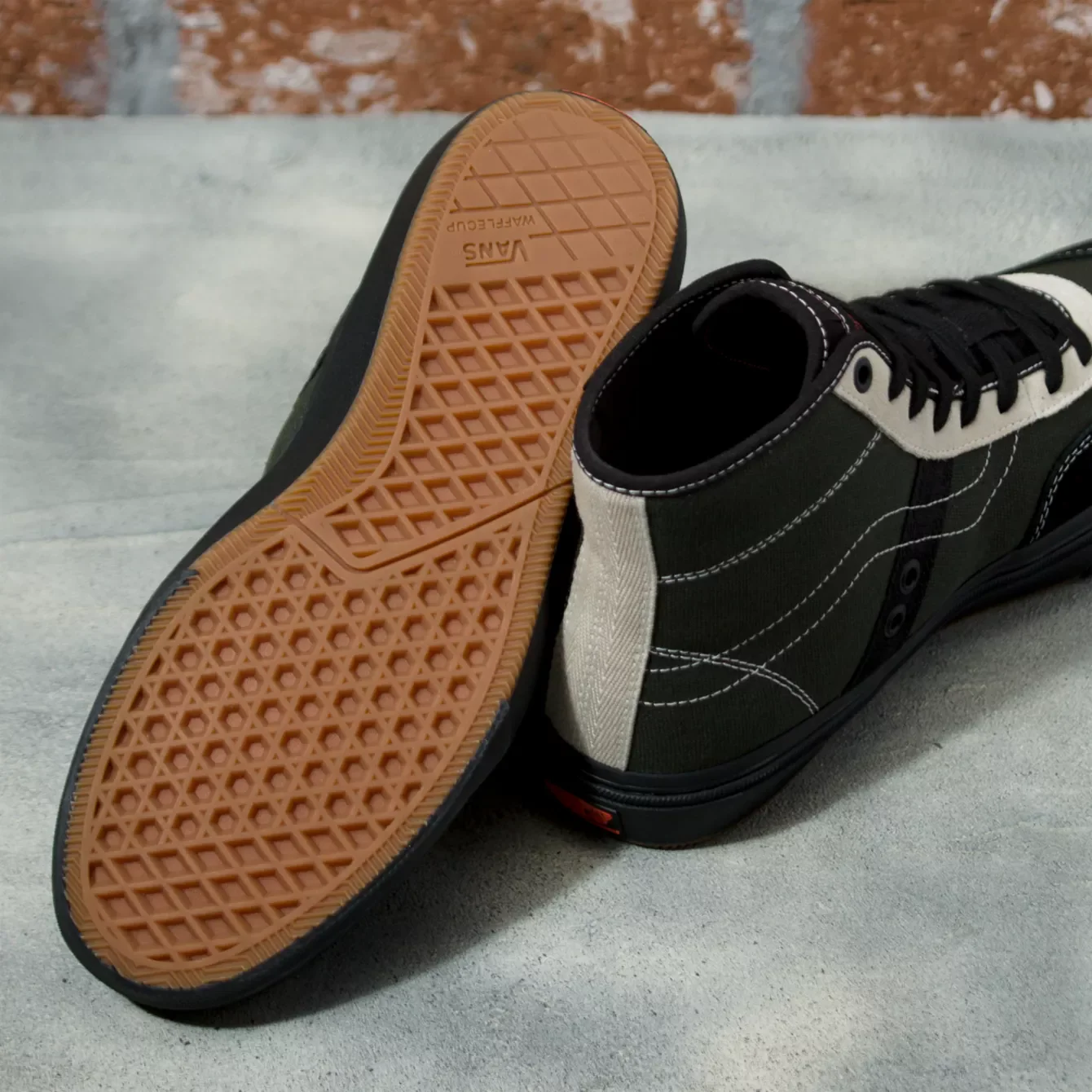 VANS CROCKETT HIGH FOREST / BLACK - Image 2