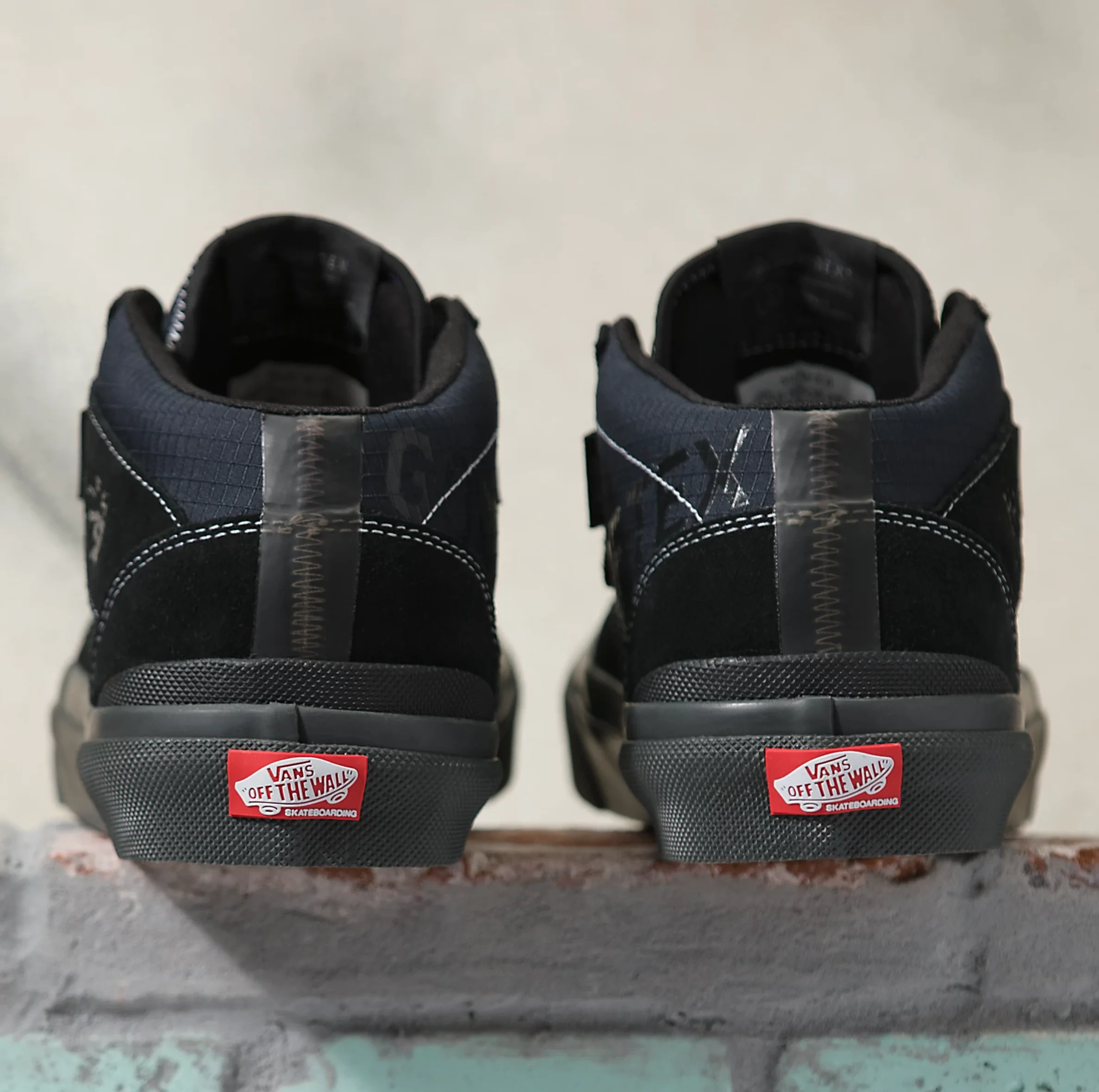 VANS SKATE HALF CAB GORE-TEX BLACK - Image 2
