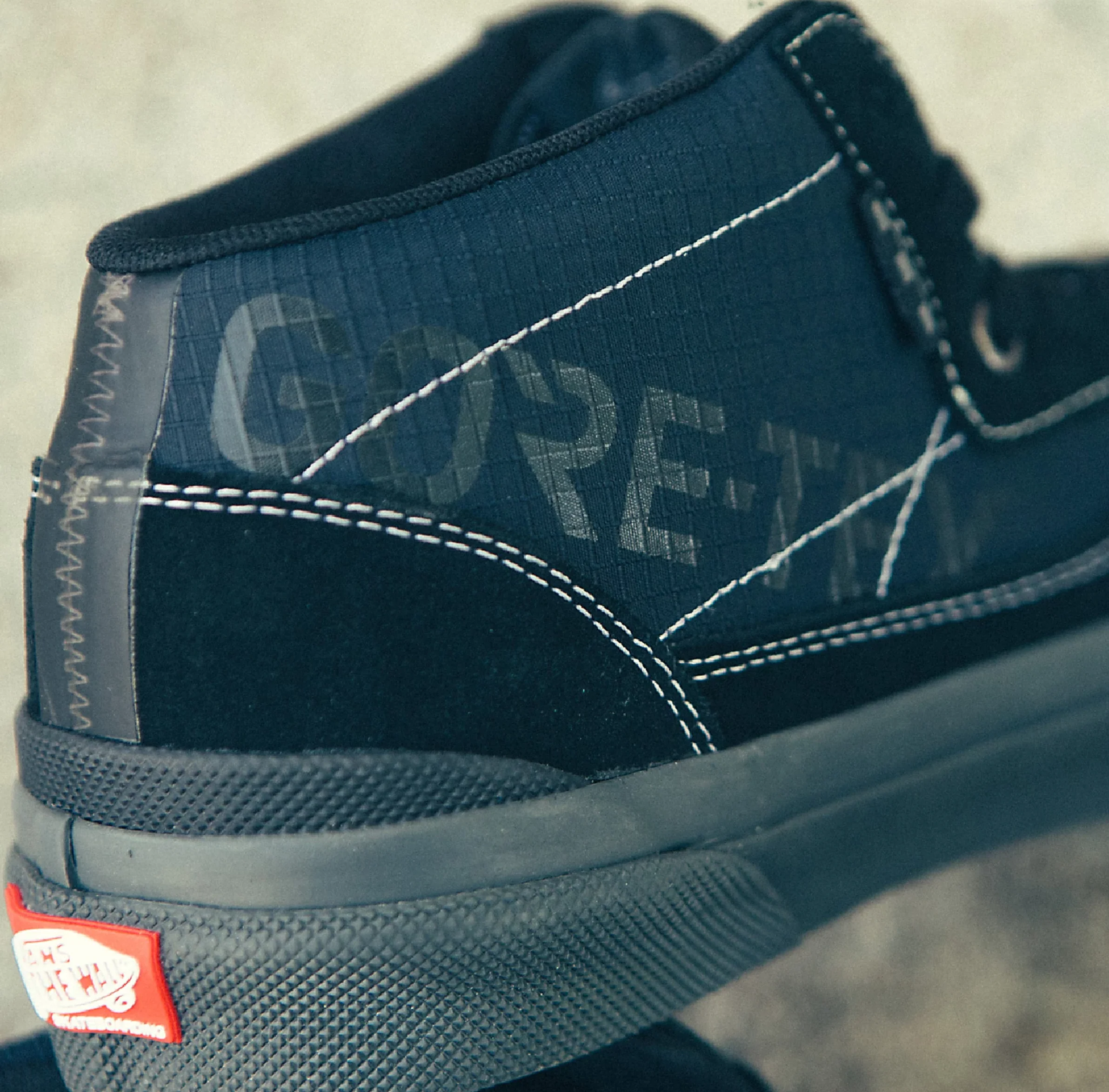 VANS SKATE HALF CAB GORE-TEX BLACK - Image 4