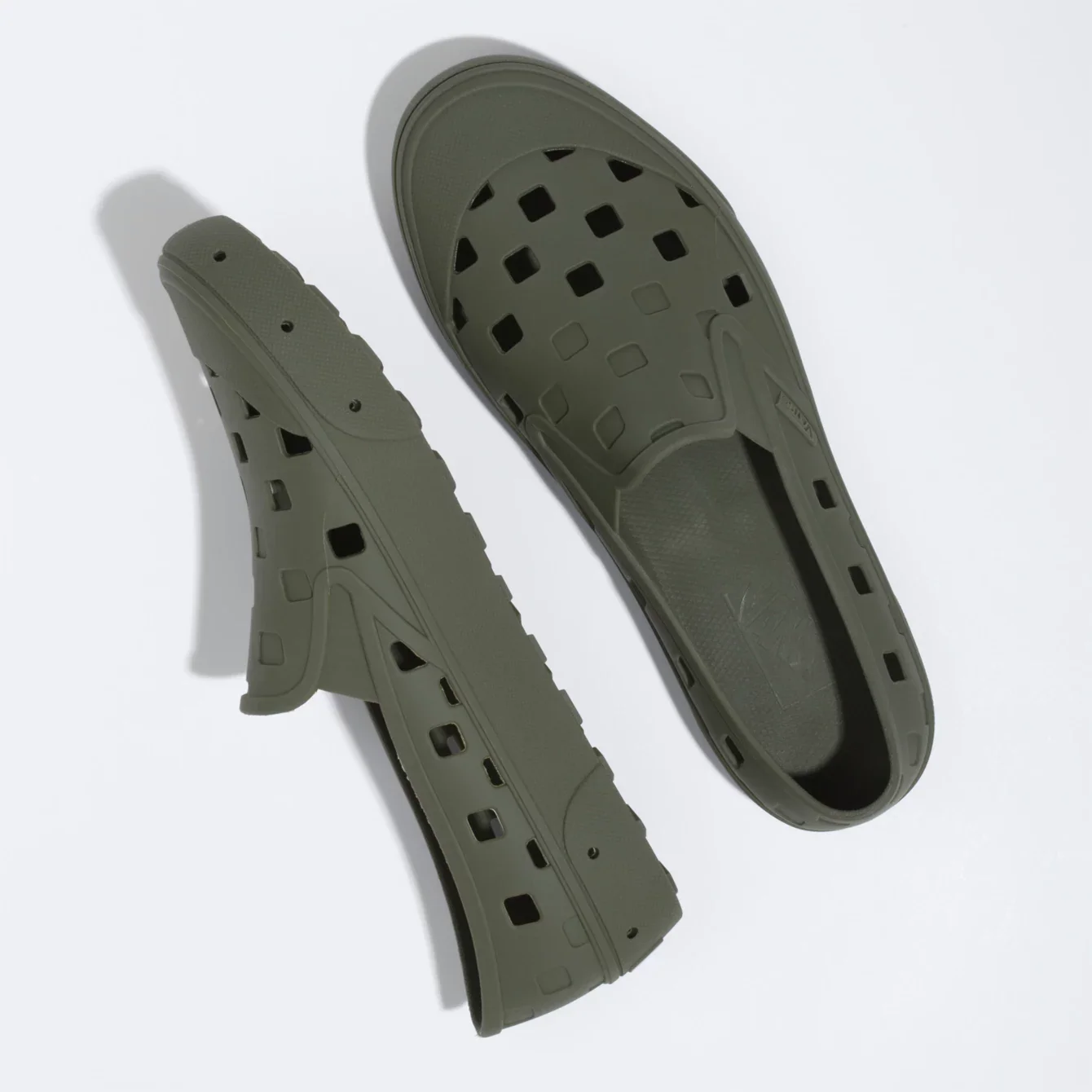 VANS TREK SLIP ON GRAPE LEAF - Image 4