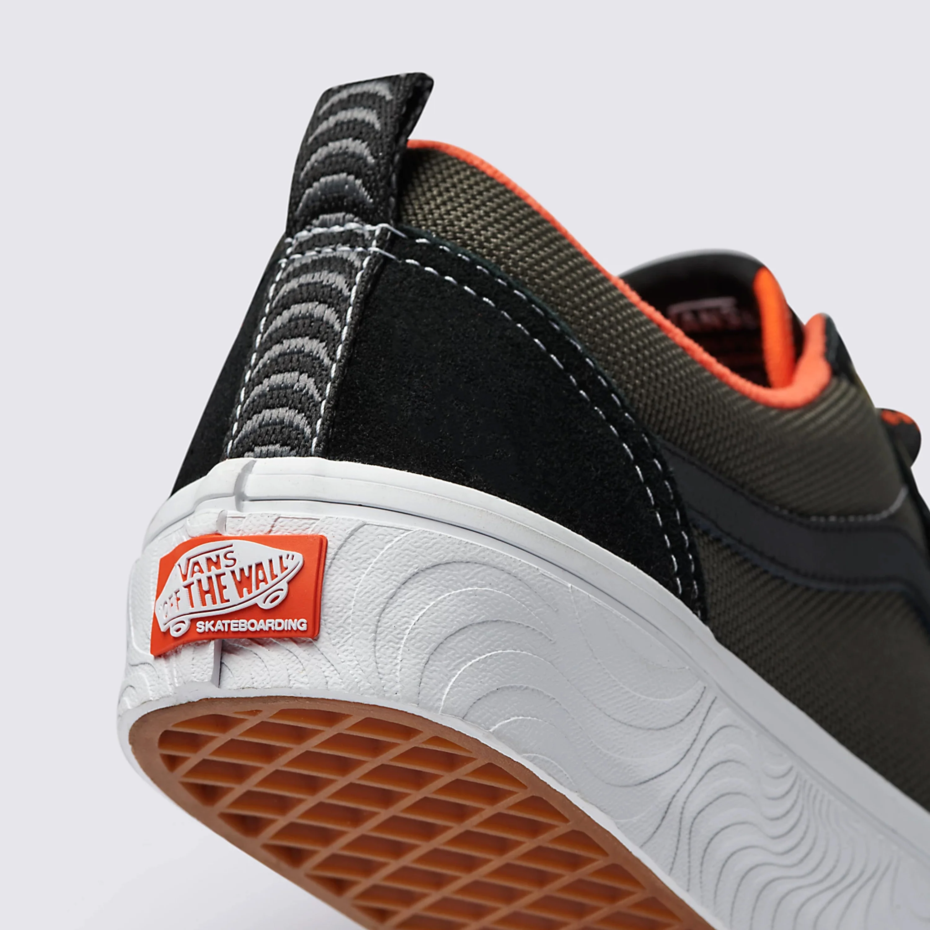 VANS X SPITFIRE SKATE OLD SKOOL BLACK / FLAME - Image 4